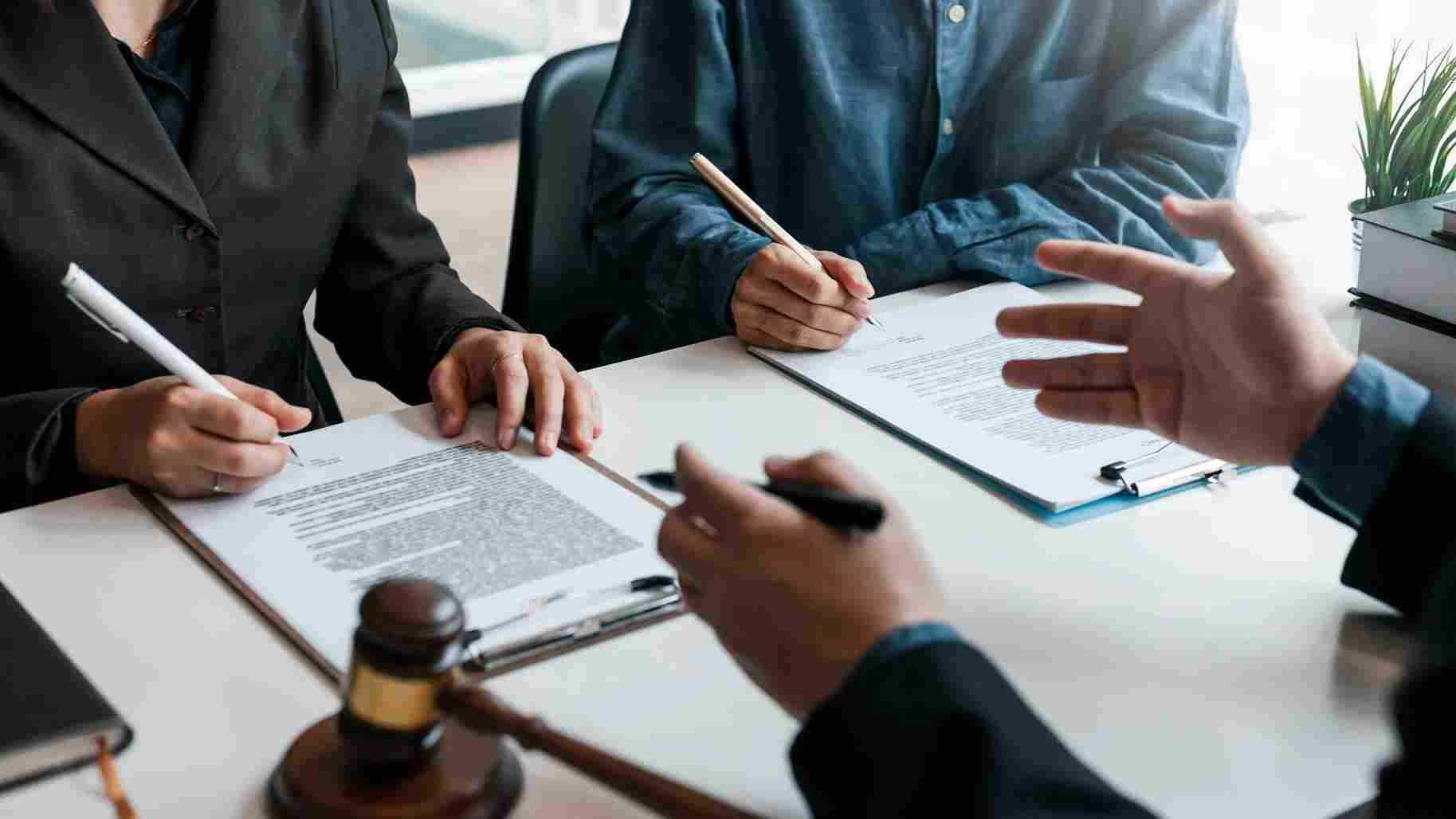 Traditional Litigation Limits of Collaborative Law in Family Disputes Street